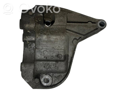 Stūres pastiprinātāja sūkņa stiprinājums