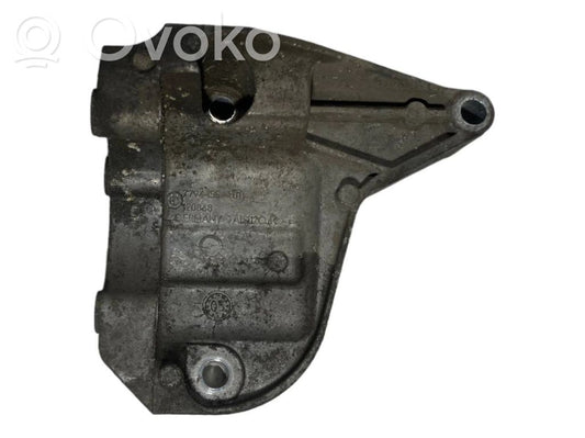 Крепление насоса гидроусилителя руля