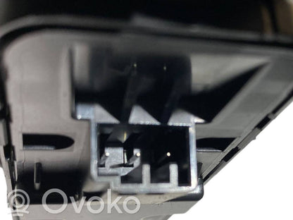 Elektrisko logu slēdzis