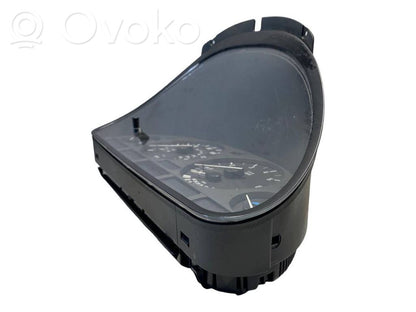 Spidometrs (instrumentu panelī)