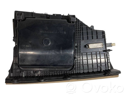 Storage compartment set