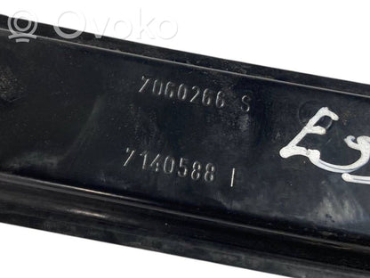 Priekšpusē elektriskā loga pacelšanas mehānisma komplekts