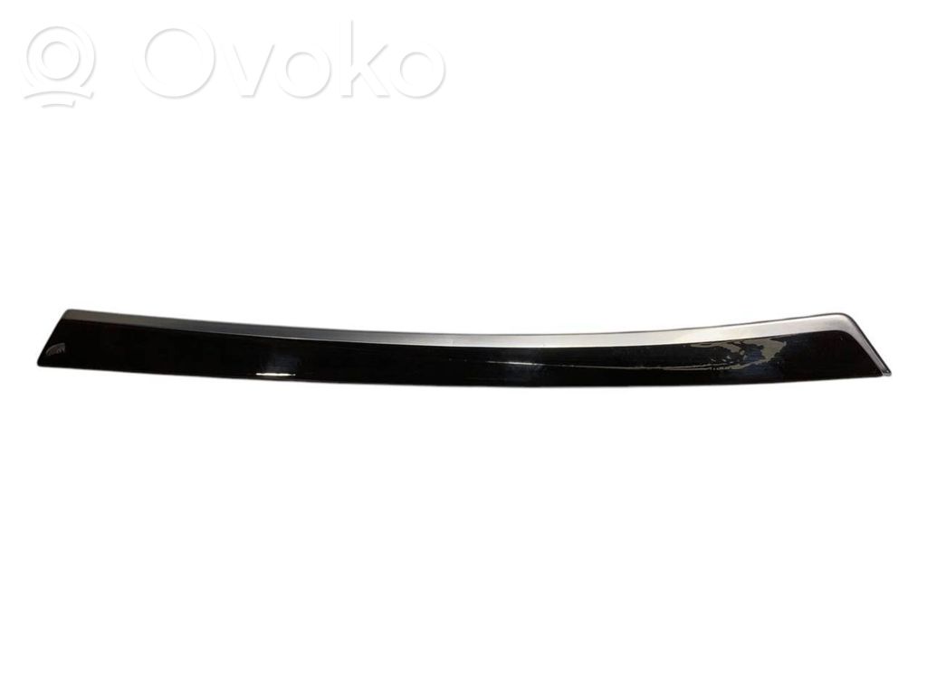Decorative trim strip on the front