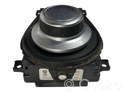 Multimediju kontrolieris