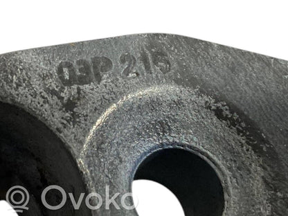 Nozzle holder/shoulder