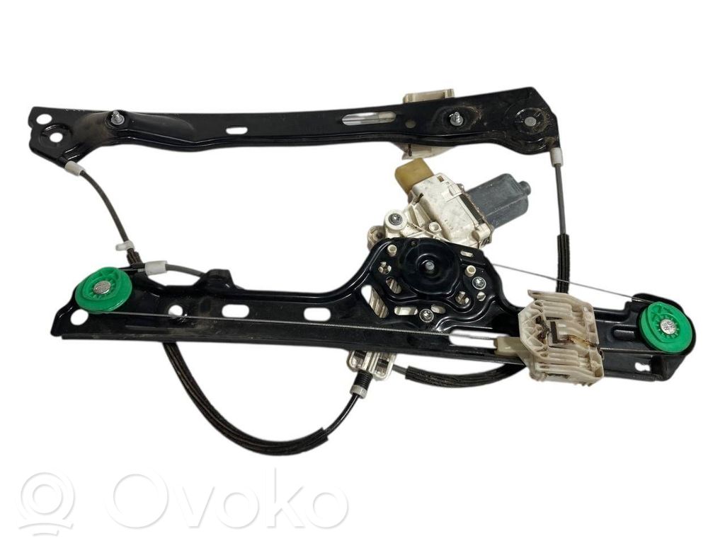 Priekšpusē elektriskā loga pacelšanas mehānisma komplekts