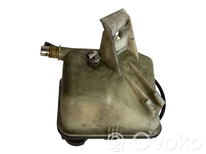 Dzesēšanas šķidruma izplešanās tvertne