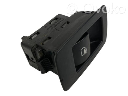 Power window switch