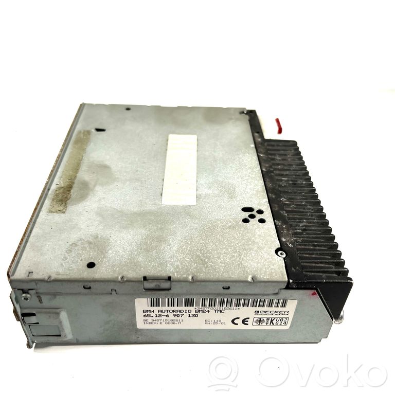 Radio / CD/DVD atskaņotājs / navigācija