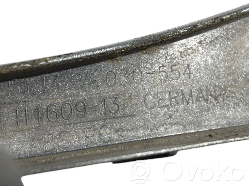 Priekšējā luktura dekoratīvā apdare