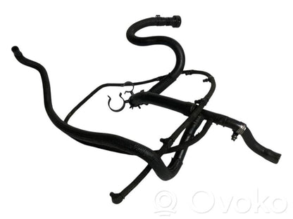 Degvielas caurulīte (-es)