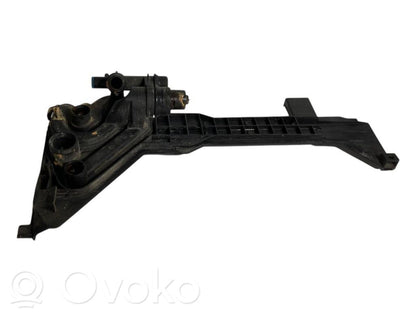 Radiatora (-u) turētājs / kronšteins