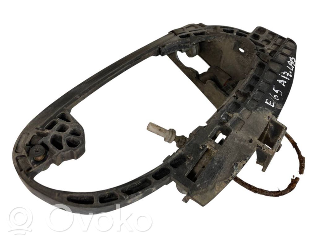 Aizmugurē turētājs / kronšteins ārējam atvēršanas rokturim