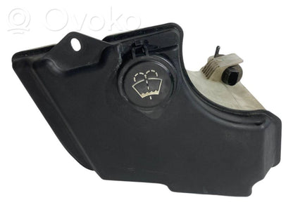 Logu šķidruma tvertne