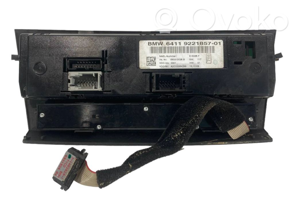 Air conditioning / climate control / interior heating control unit (in the passenger compartment)
