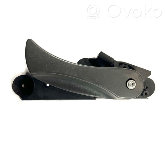 Ручка открывания капота двигателя