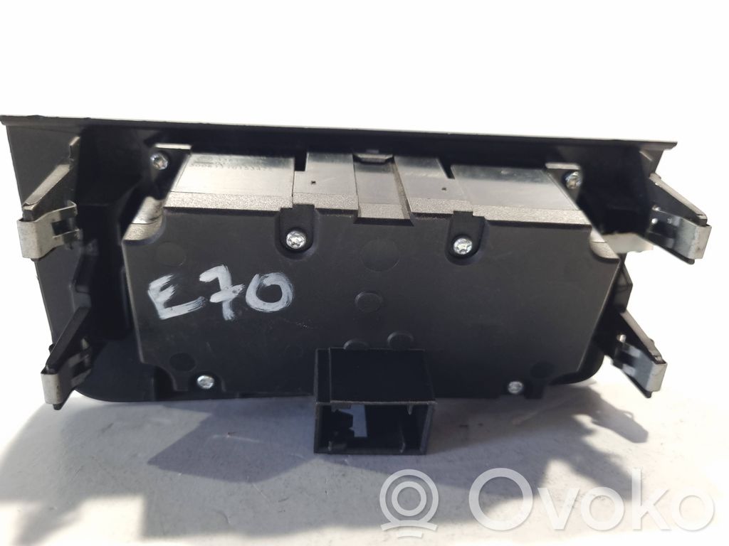 Headlight switch