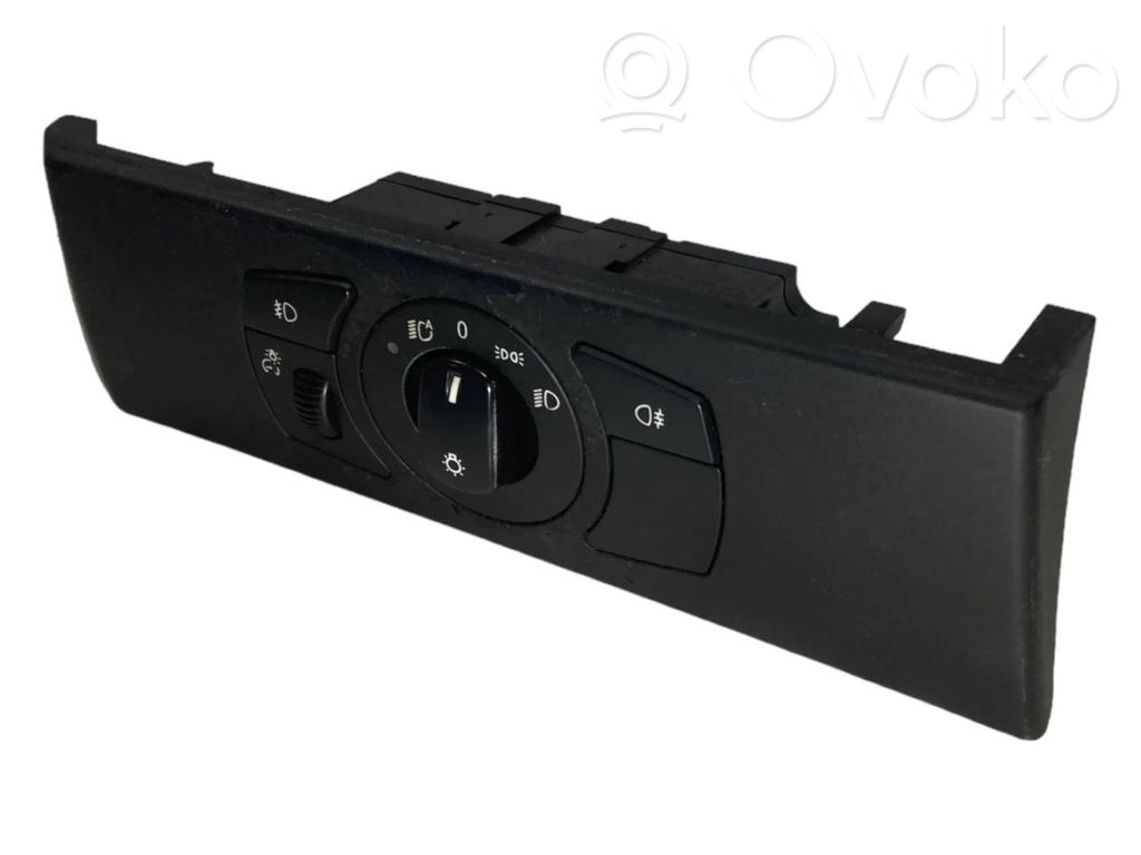 Headlight switch
