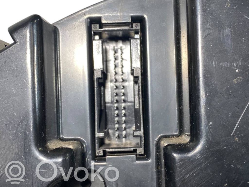 Spidometrs (instrumentu panelī)