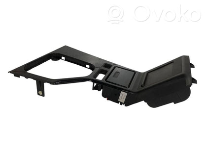 Отделка панели