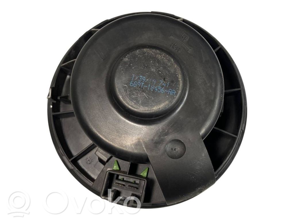 Mazā radiatora ventilators