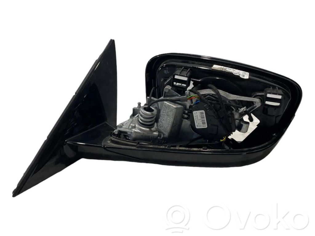 Зеркало (с электрическим управлением)