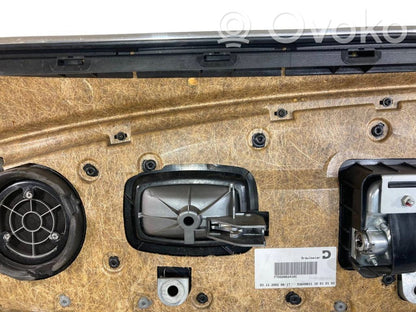 Отделка передней двери