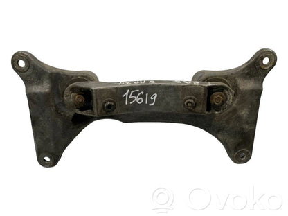 Pārnesumkārbas stiprinājuma kronšteins