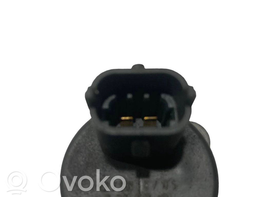 Fuel pressure regulator