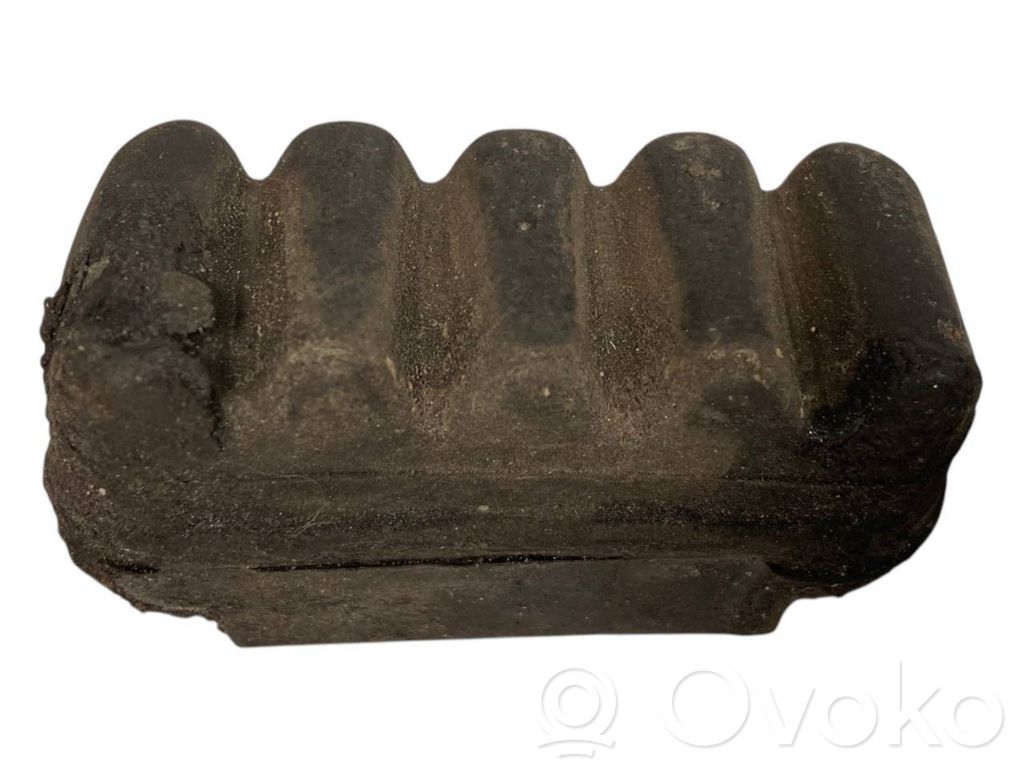 Radiatora (-u) turētājs / kronšteins