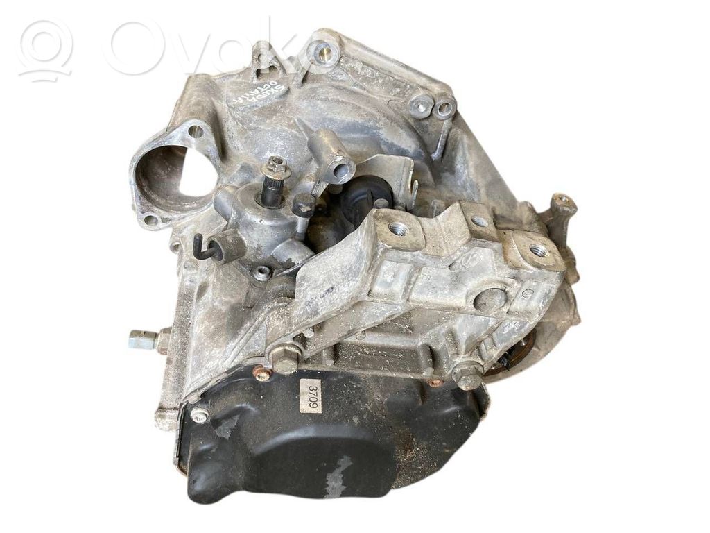 Mehāniska 5 ātrumu pārnesumkārba