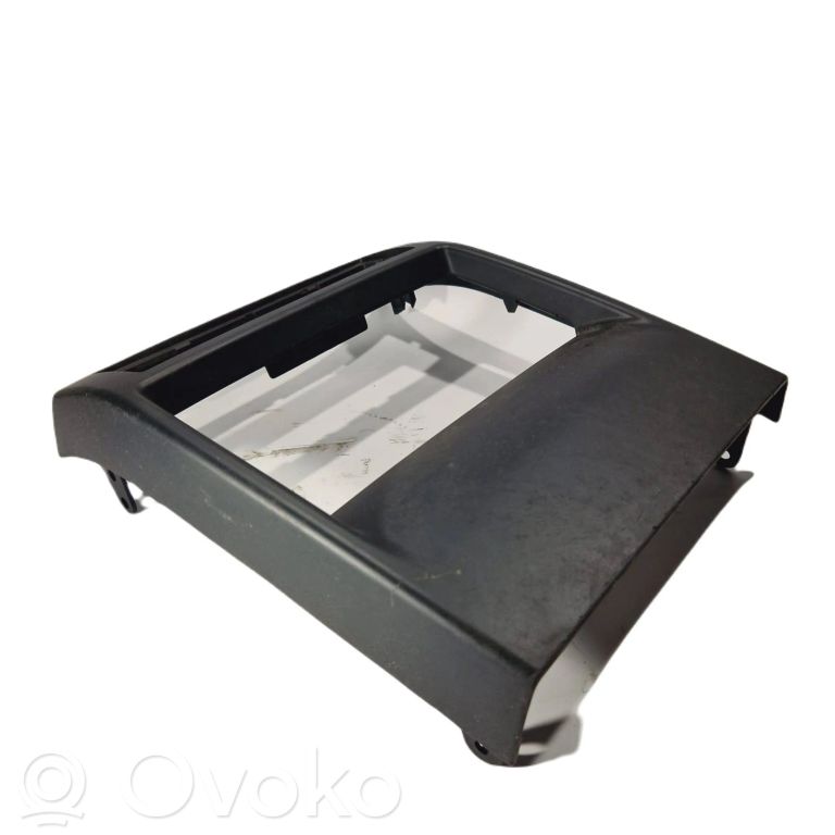 Cita veida vidus konsoles (tuneļa) elementi