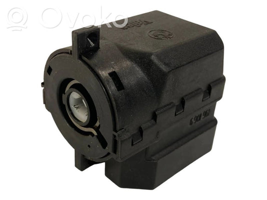 Aizdedzes slēdža kontakti