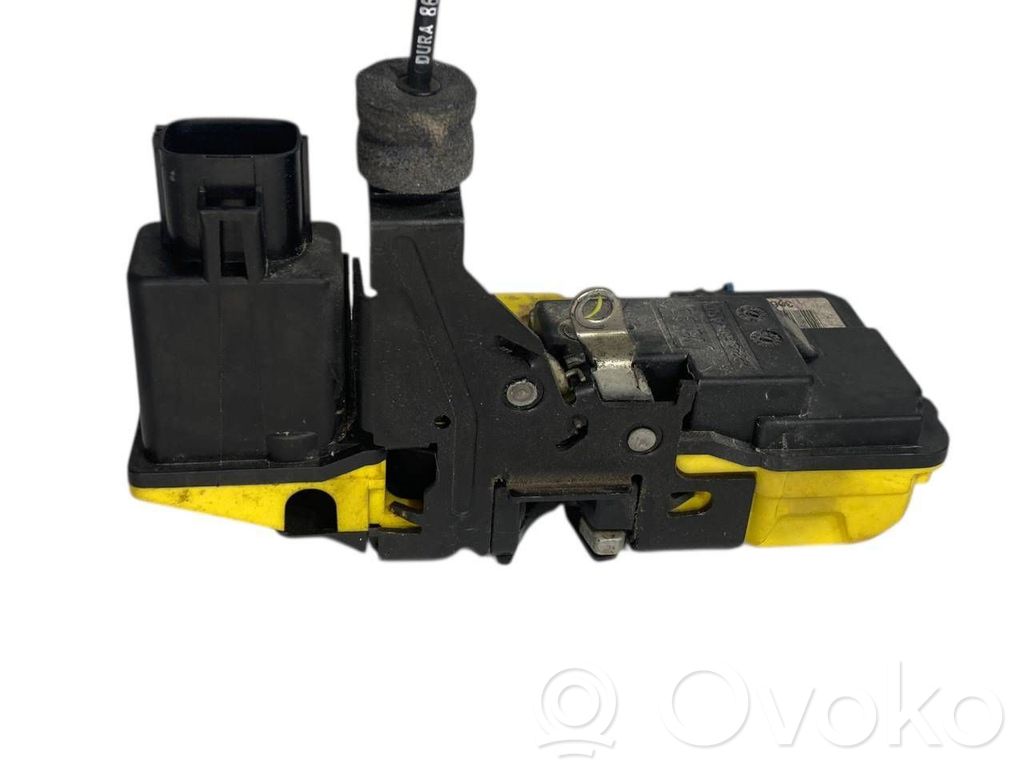 Aizmugurē slēdzene