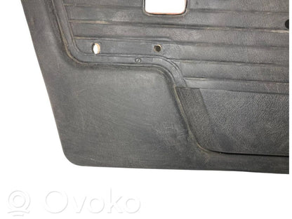 Priekšējo durvju apdare