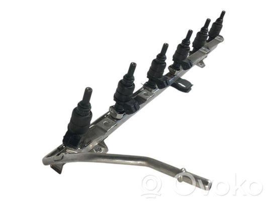 Degvielas maģistrālā caurule