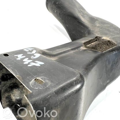 Air intake duct details