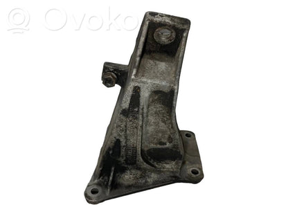 Dzinēja nostiprināšanas stiprinājums-kronšteins