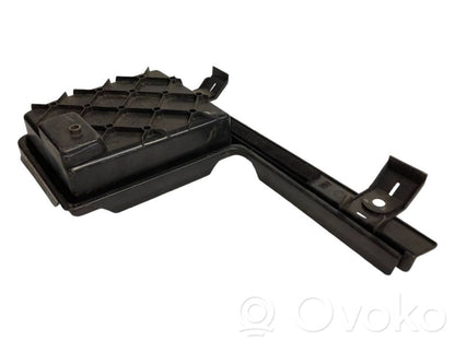 Cita veida bagāžnieka dekoratīvās apdares detaļa