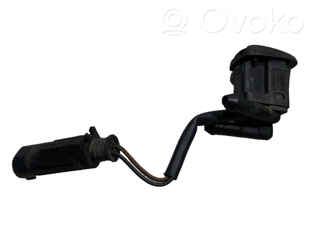Washer fluid spray(s) for the front window