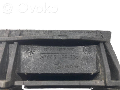 Radiatora (-u) turētājs / kronšteins