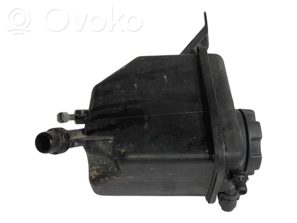 Coolant expansion tank