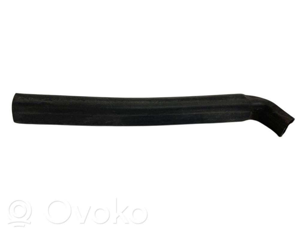 Dzinēja nodalījuma gumija