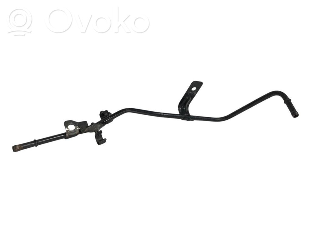 Caurulīte (-es) / šļūtene (-es)