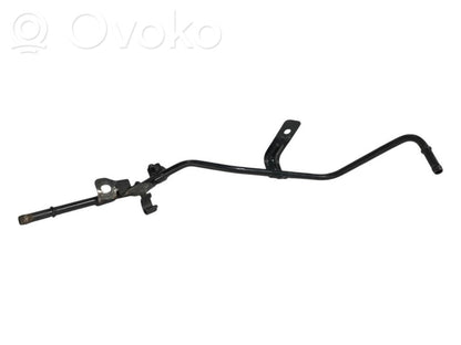 Caurulīte (-es) / šļūtene (-es)