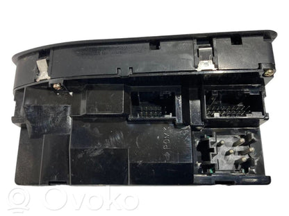 Power window switch