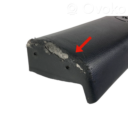 (A) statņa dekoratīvā apdare