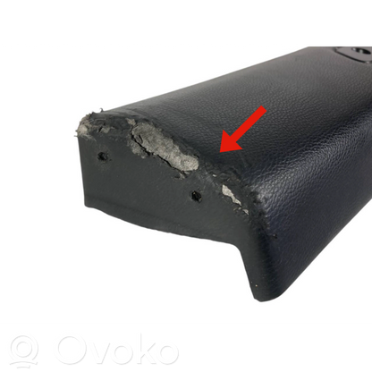 (A) statņa dekoratīvā apdare