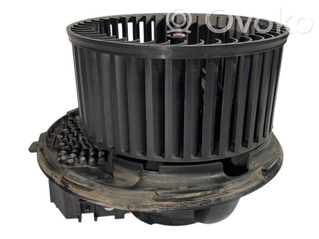 Mazā radiatora ventilators