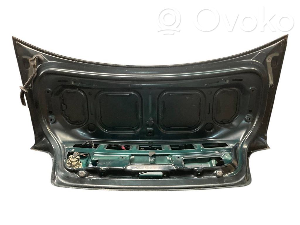 Aizmugurējais pārsegs (bagāžnieks)